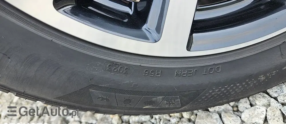 FORD Kuga 2.0 TDCi 4x2 ST-Line