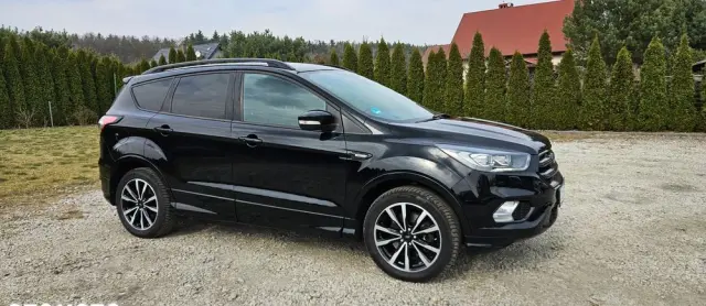 FORD Kuga 2.0 TDCi 4x2 ST-Line