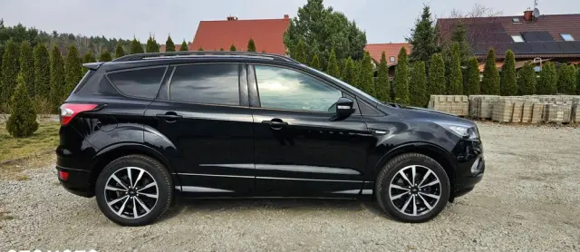 FORD Kuga 2.0 TDCi 4x2 ST-Line