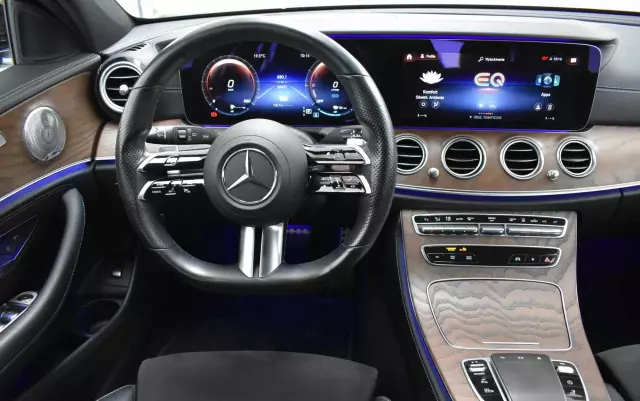 MERCEDES-BENZ Klasa E 300 de PHEV AMG 9G-Tronic