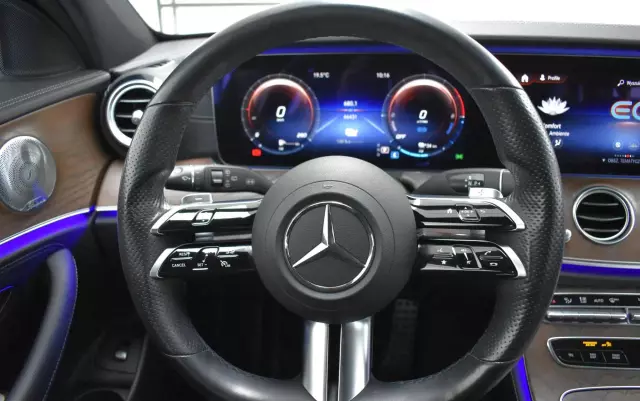 MERCEDES-BENZ Klasa E 300 de PHEV AMG 9G-Tronic