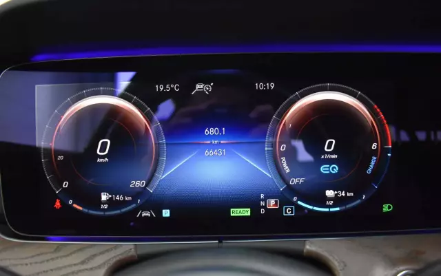 MERCEDES-BENZ Klasa E 300 de PHEV AMG 9G-Tronic