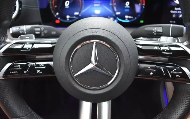 MERCEDES-BENZ Klasa E 300 de PHEV AMG 9G-Tronic