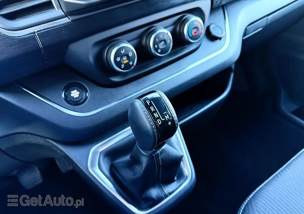 NISSAN Primastar L2H1 3,0 (9-Si.) DCT Tekna