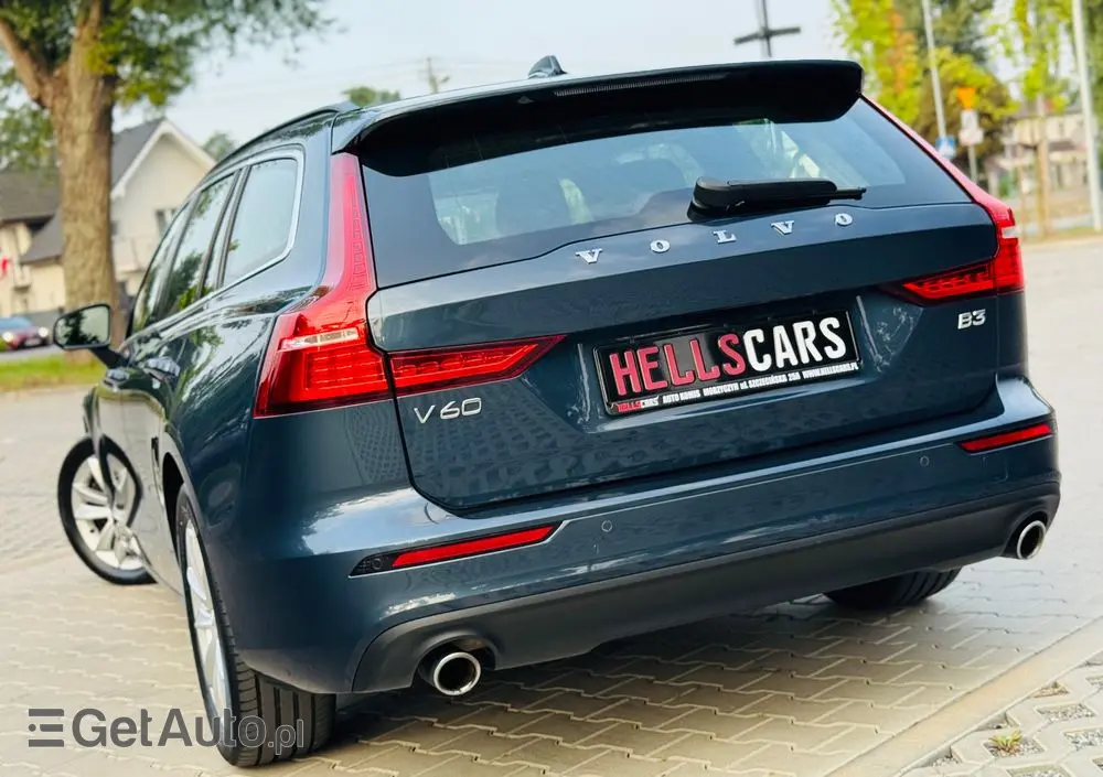 VOLVO V60 B3 B Geartronic Momentum Pro
