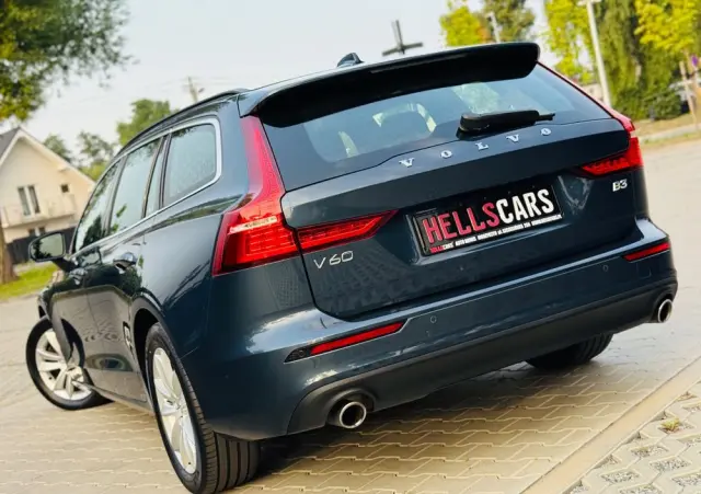 VOLVO V60 B3 B Geartronic Momentum Pro