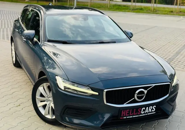 VOLVO V60 B3 B Geartronic Momentum Pro