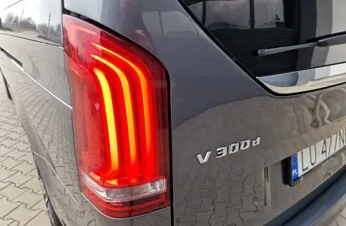 MERCEDES-BENZ Klasa V 