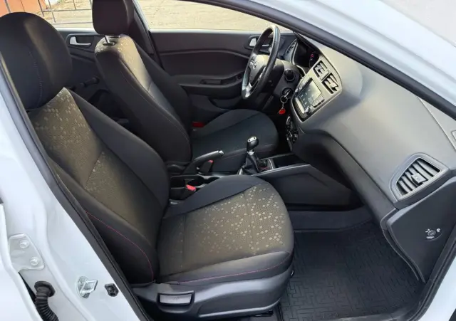 HYUNDAI I20 1.2 Comfort