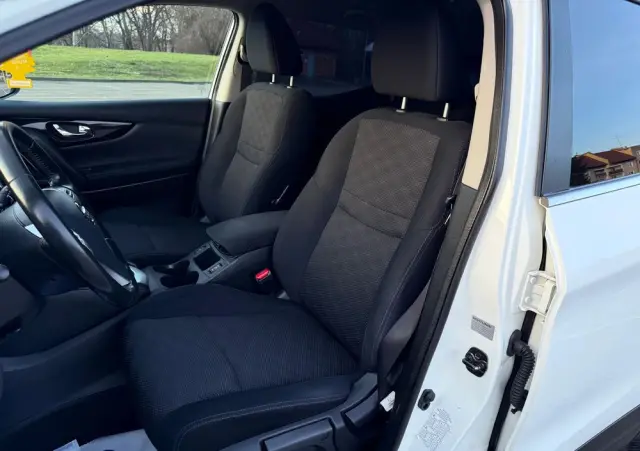 NISSAN Qashqai 1.6 DCi Xtronic ACENTA