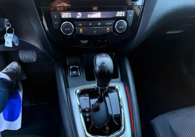 NISSAN Qashqai 1.6 DCi Xtronic ACENTA