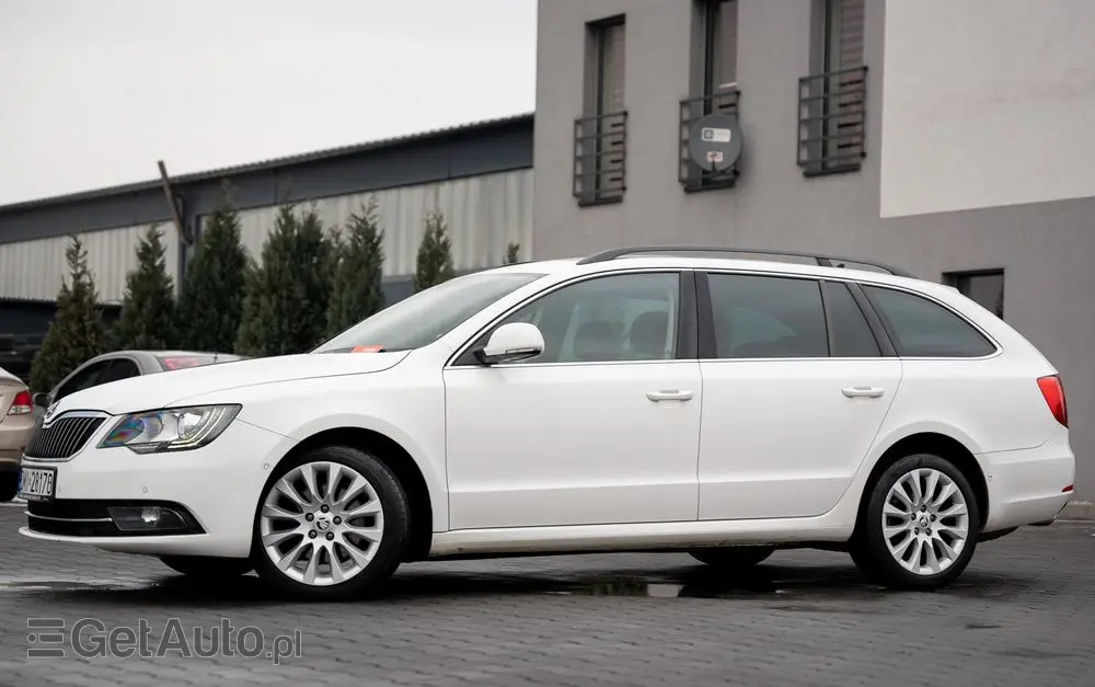 SKODA Superb 2.0 TDI DSG Active