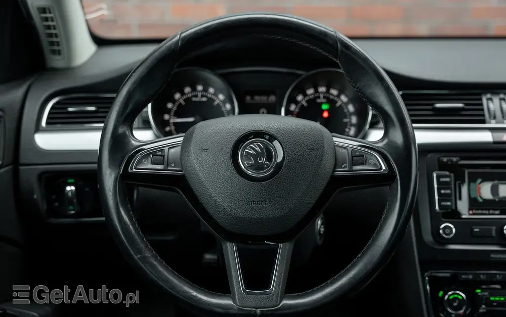 SKODA Superb 2.0 TDI DSG Active