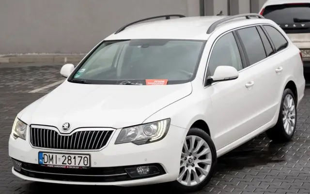 SKODA Superb 2.0 TDI DSG Active