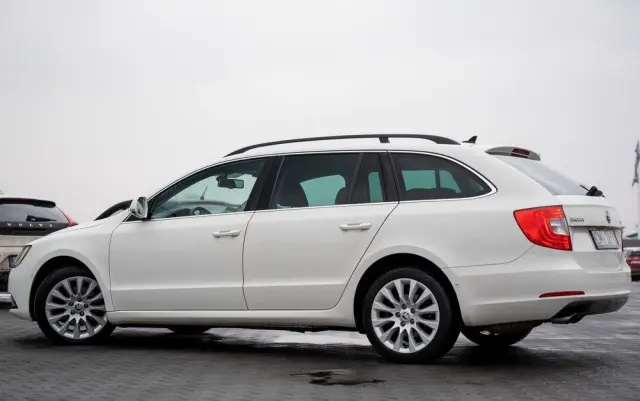 SKODA Superb 2.0 TDI DSG Active