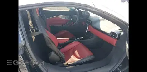 MCLAREN Artura 