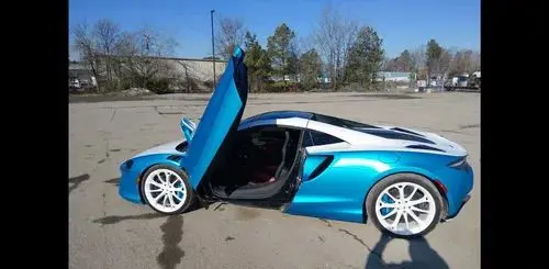 MCLAREN Artura 