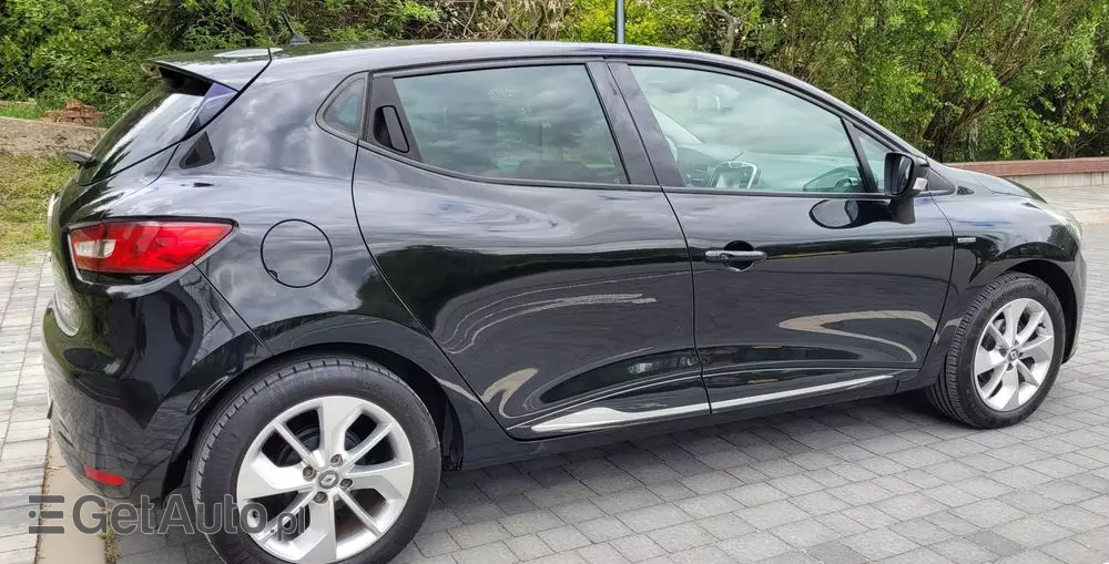 RENAULT Clio 1.2 16V Life