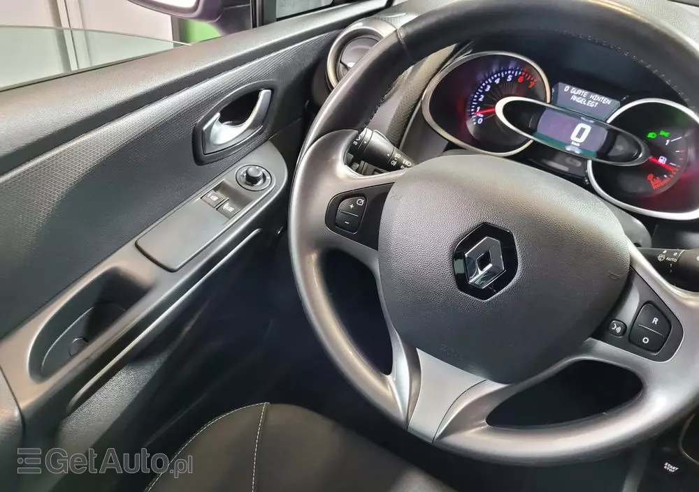 RENAULT Clio 1.2 16V Life
