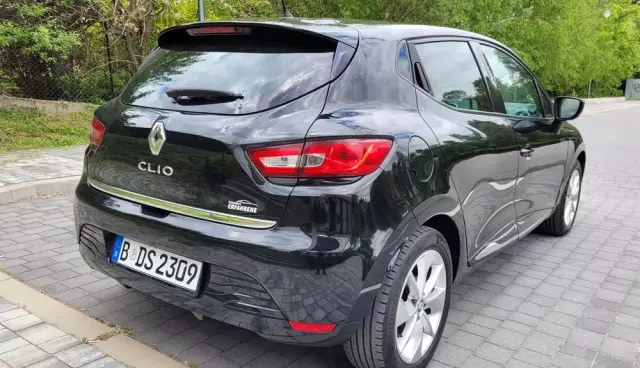 RENAULT Clio 1.2 16V Life
