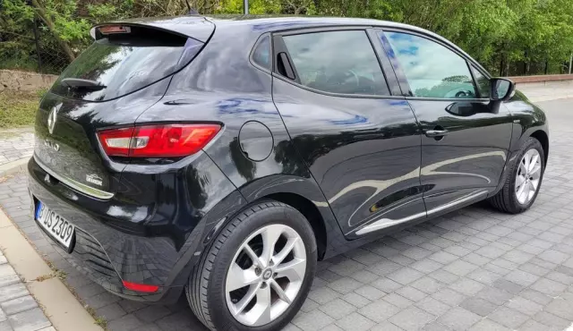 RENAULT Clio 1.2 16V Life