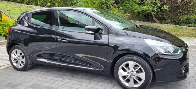 RENAULT Clio 1.2 16V Life