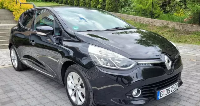 RENAULT Clio 1.2 16V Life