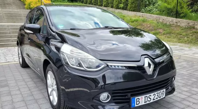 RENAULT Clio 1.2 16V Life
