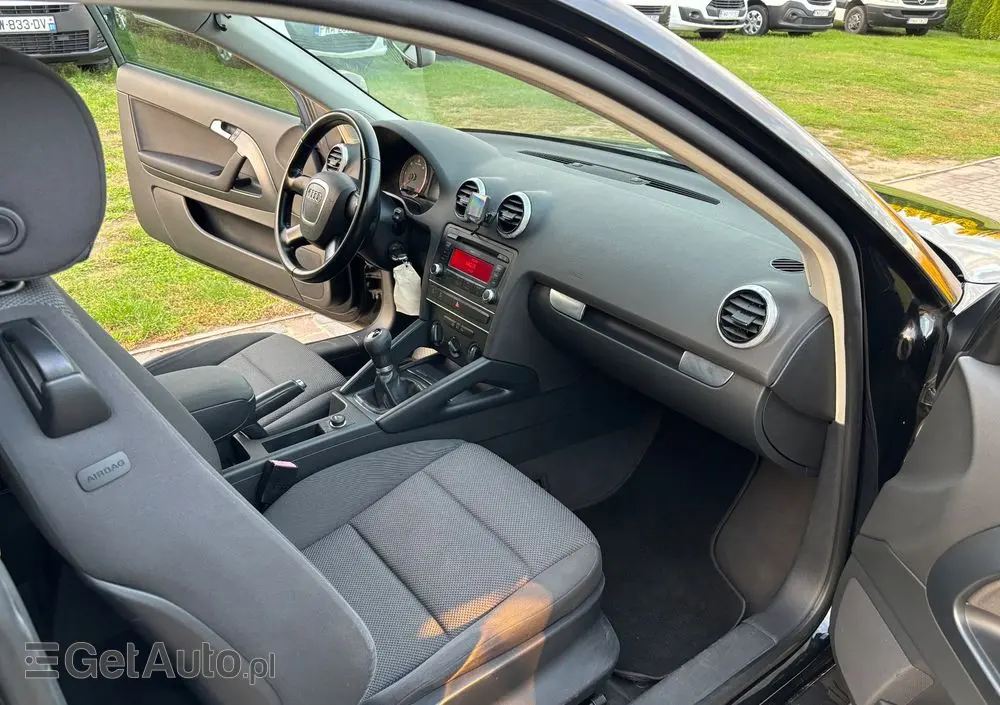 AUDI A3 3-drzwiowe 