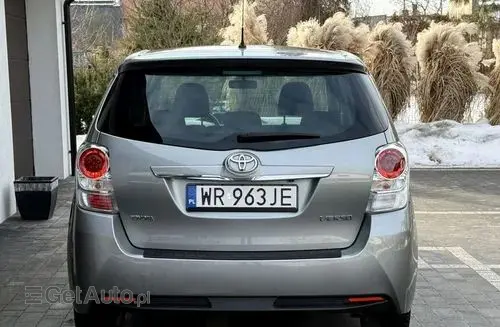 TOYOTA Verso 