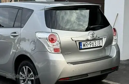 TOYOTA Verso 