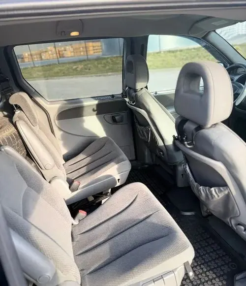 CHRYSLER Grand Voyager 