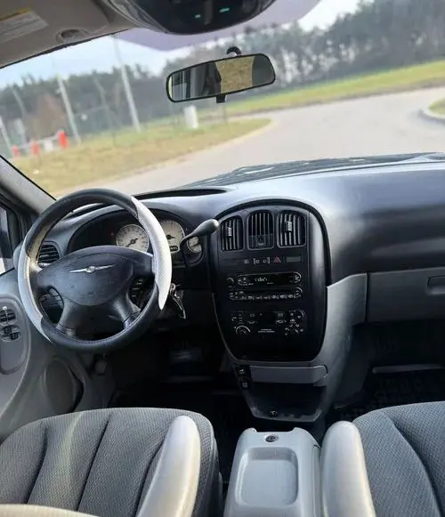 CHRYSLER Grand Voyager 