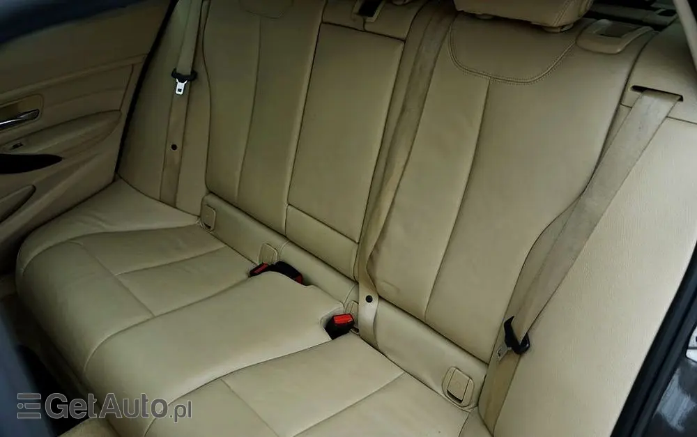 BMW Seria 3 320d xDrive