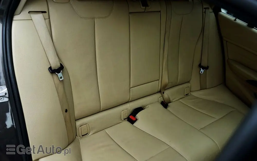 BMW Seria 3 320d xDrive