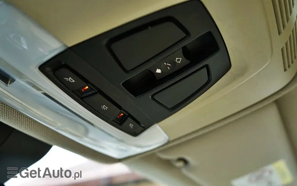 BMW Seria 3 320d xDrive