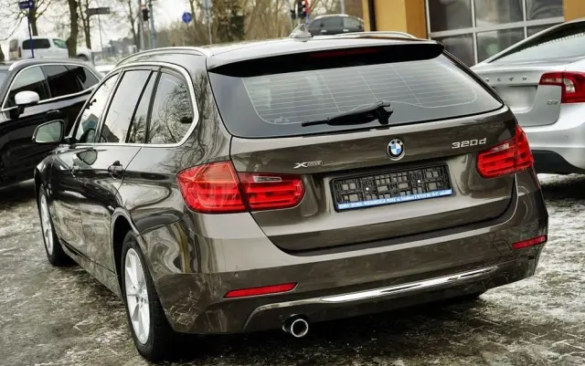BMW Seria 3 320d xDrive
