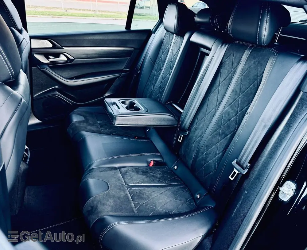 PEUGEOT 508 BlueHDi 130 EAT8 GT