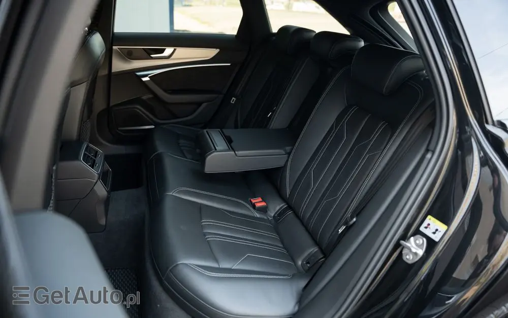 AUDI A6 Avant 40 TDI quattro S tronic