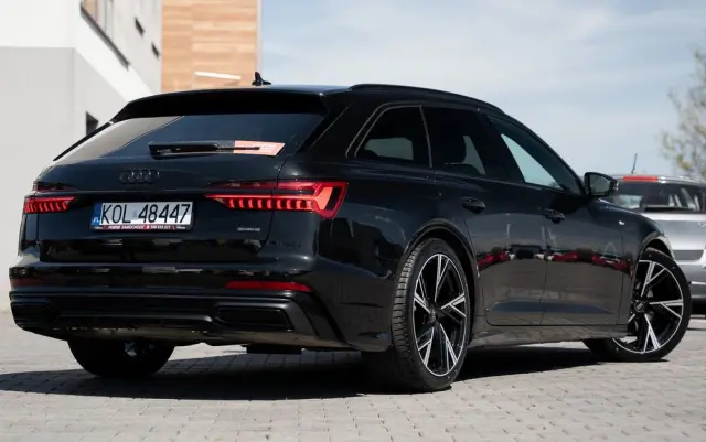 AUDI A6 Avant 40 TDI quattro S tronic