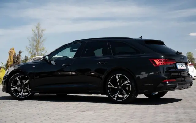 AUDI A6 Avant 40 TDI quattro S tronic