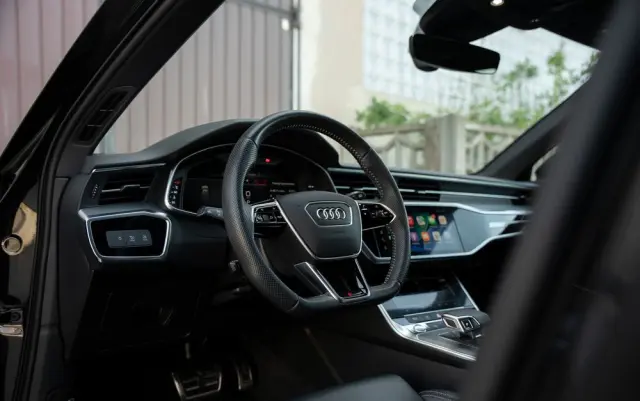 AUDI A6 Avant 40 TDI quattro S tronic