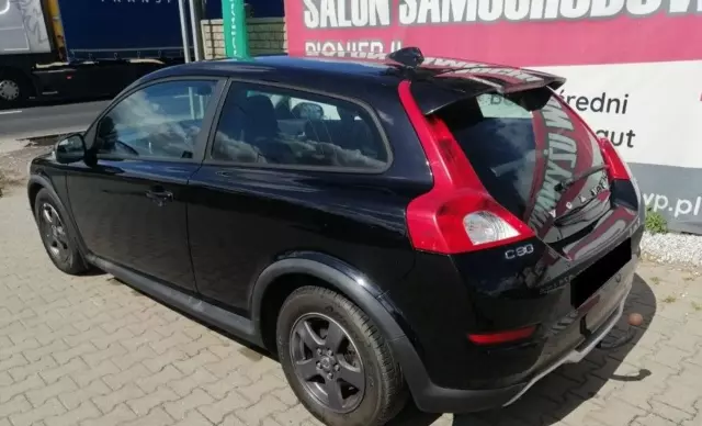 VOLVO C30 