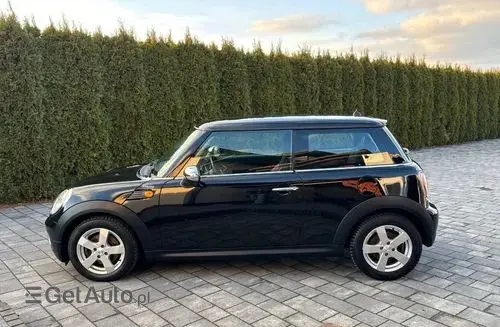 MINI One 