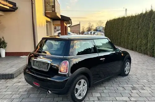 MINI One 