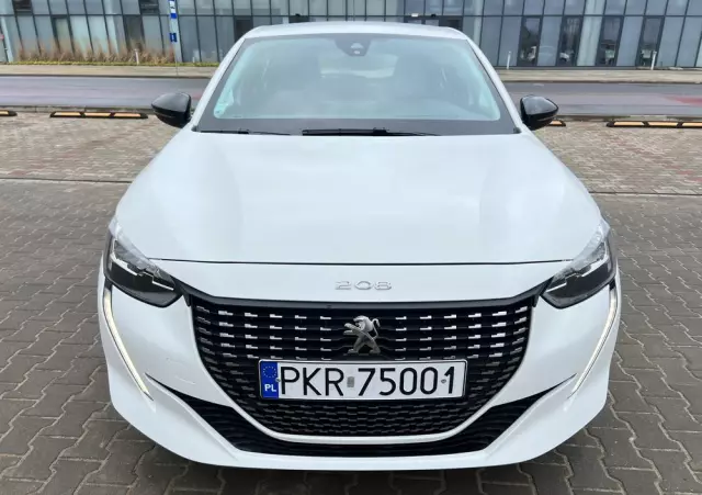 PEUGEOT 208 