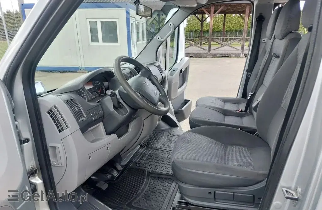PEUGEOT Boxer 