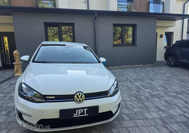 VOLKSWAGEN E-Golf 