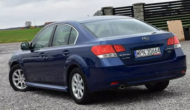 SUBARU Legacy 