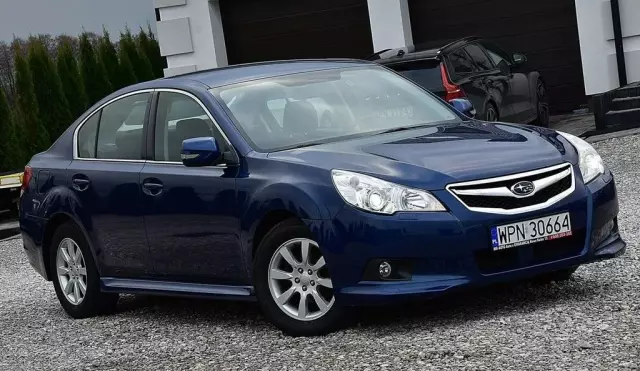 SUBARU Legacy 